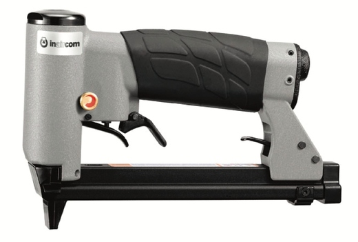 Sponkovače a hřebíkovače